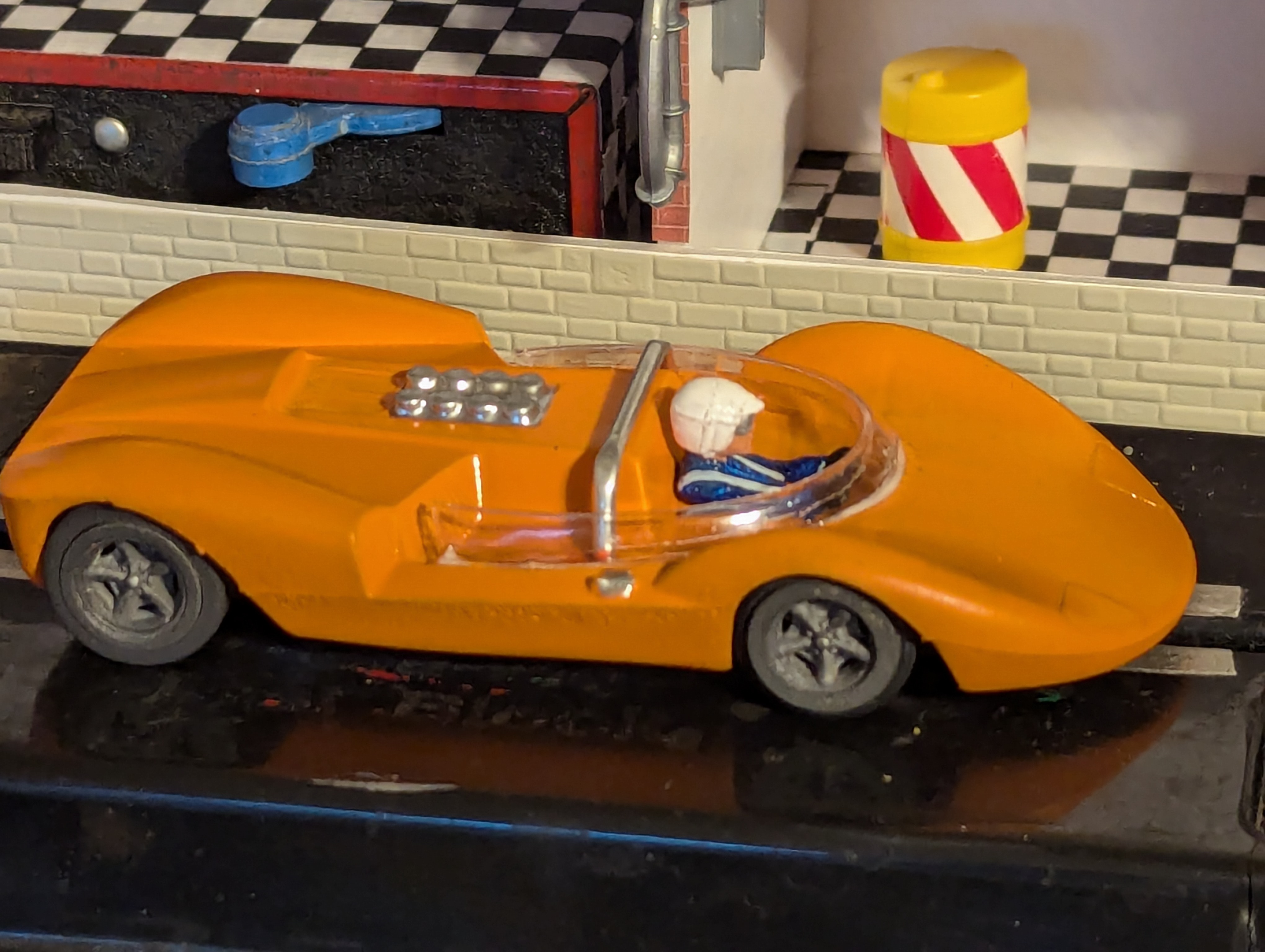 1968 Little Cucaracha - REH - Racer